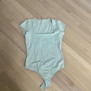 Free people | square neck bodysuit | like new | Sz m